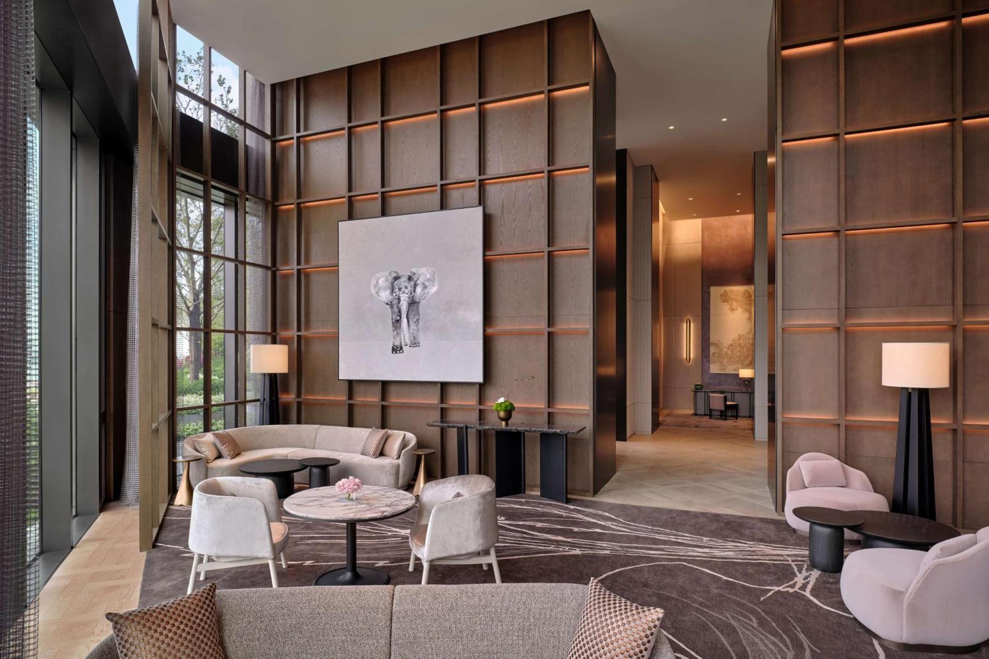 Conrad Shenzhen, The First Art Museum Hotel In Greater Bay Area With The Stunning Bay And Sunset View In The Hotel Terrace Екстер'єр фото